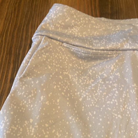 Nike gray speckled athletic skirt with built-in shorts - Picture 3 of 5